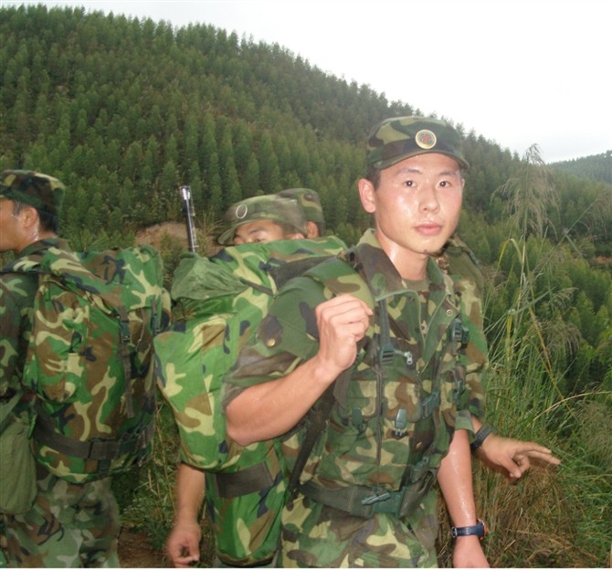 赣州涛涛的第一张照片--信阳相亲服务中心