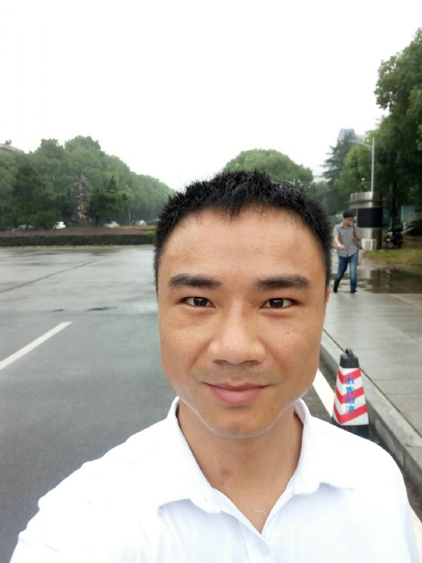 水木年华的第一张照片--信阳相亲服务中心
