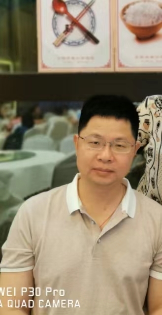 车che的第一张照片--信阳相亲服务中心