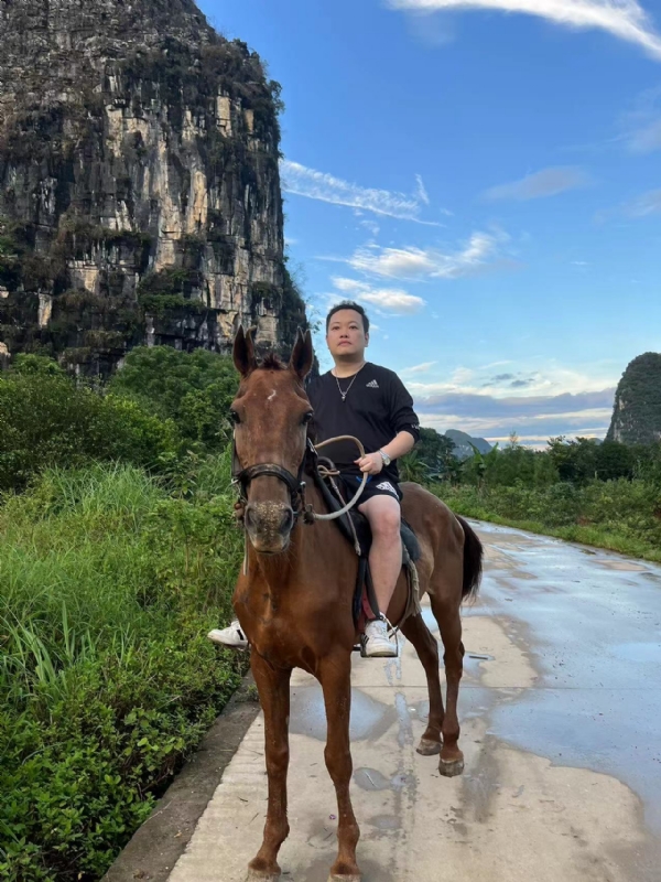千度D雄的第七张照片--信阳相亲服务中心