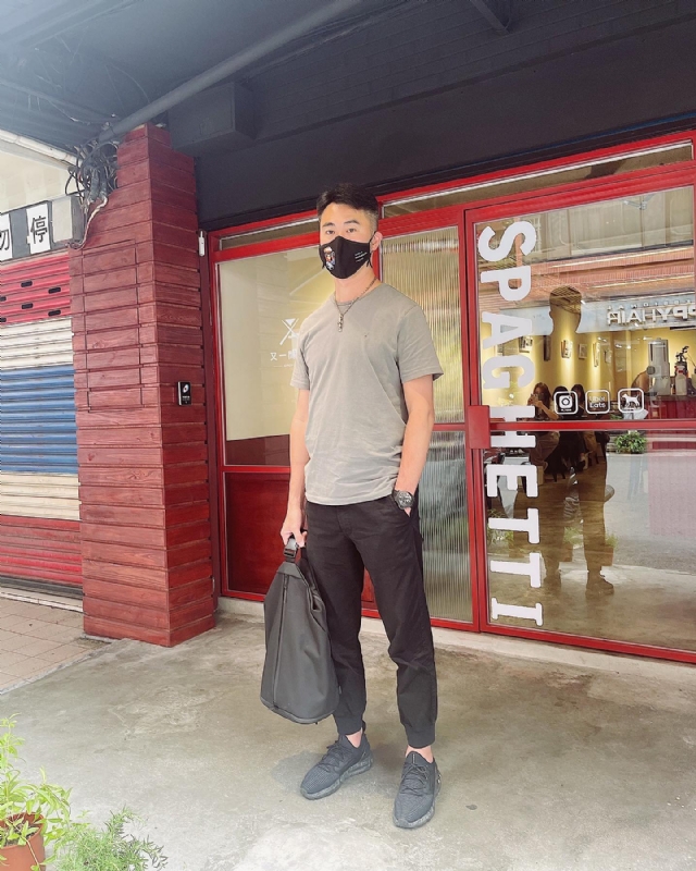 酒商安迪的第一张照片--信阳相亲服务中心