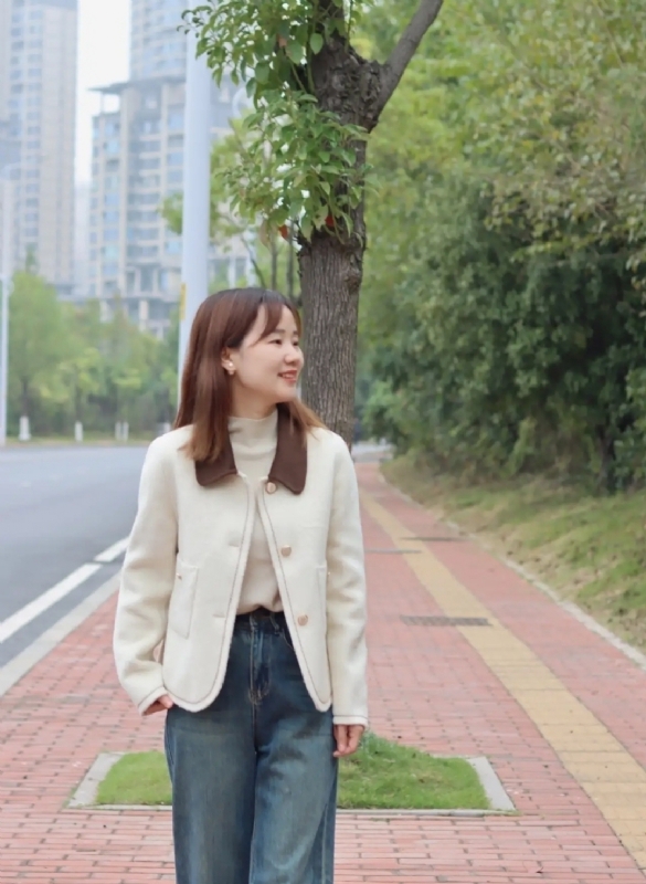宁静的第一张照片--信阳相亲服务中心