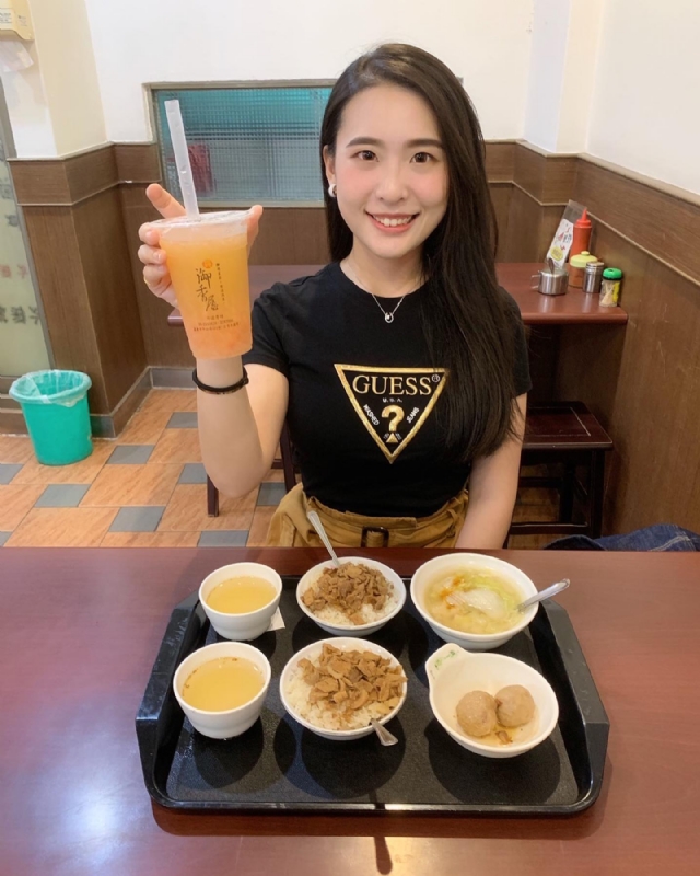 涵涵的第一张照片--信阳相亲服务中心
