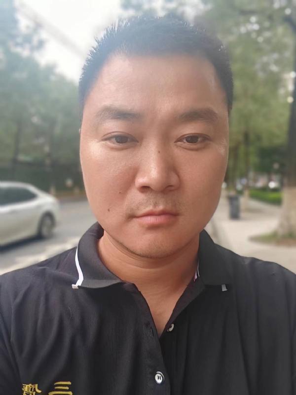 独寂的第一张照片--信阳相亲服务中心