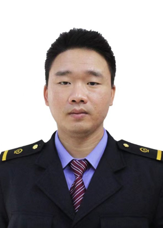 平淡是真的第一张照片--信阳相亲服务中心