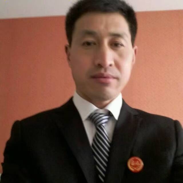 寻觅对象的第一张照片--信阳相亲服务中心
