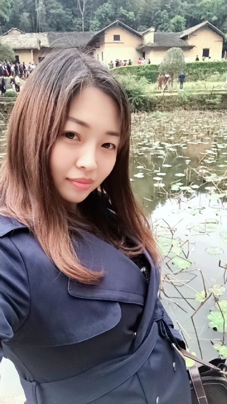 百合的第一张照片--信阳相亲服务中心