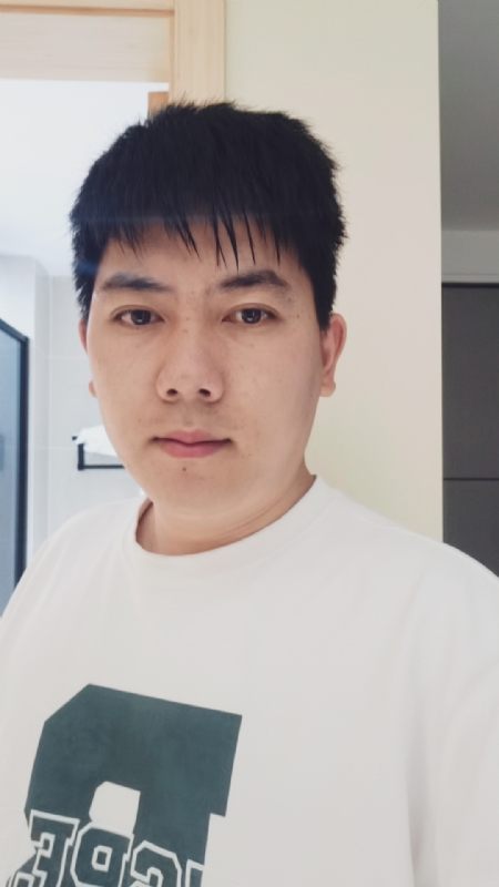 单男寻夫妻交友的第一张照片--信阳相亲服务中心