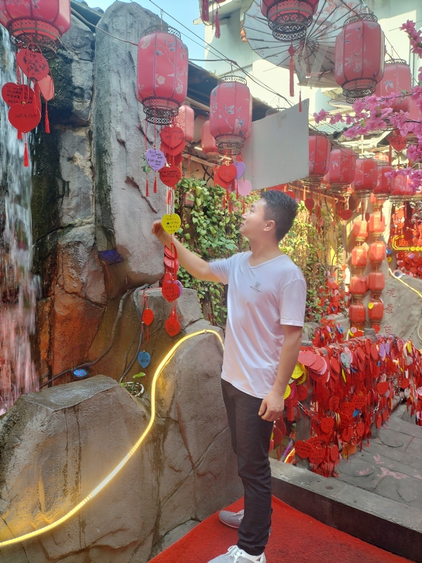 时间不语的第一张照片--信阳相亲服务中心