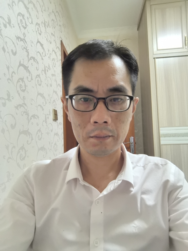 等风来的第一张照片--信阳相亲服务中心