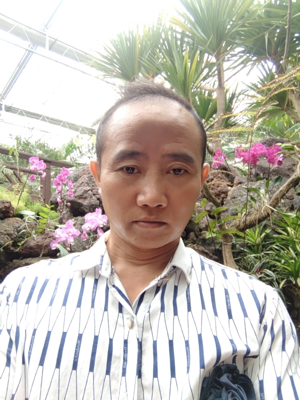 闲云盘鹤的第一张照片--信阳相亲服务中心