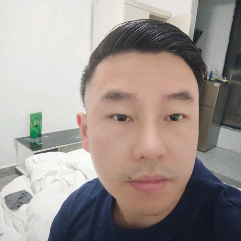 Poluk秦的第一张照片--信阳相亲服务中心