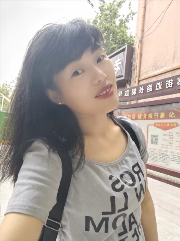 心艺的第一张照片--信阳相亲服务中心