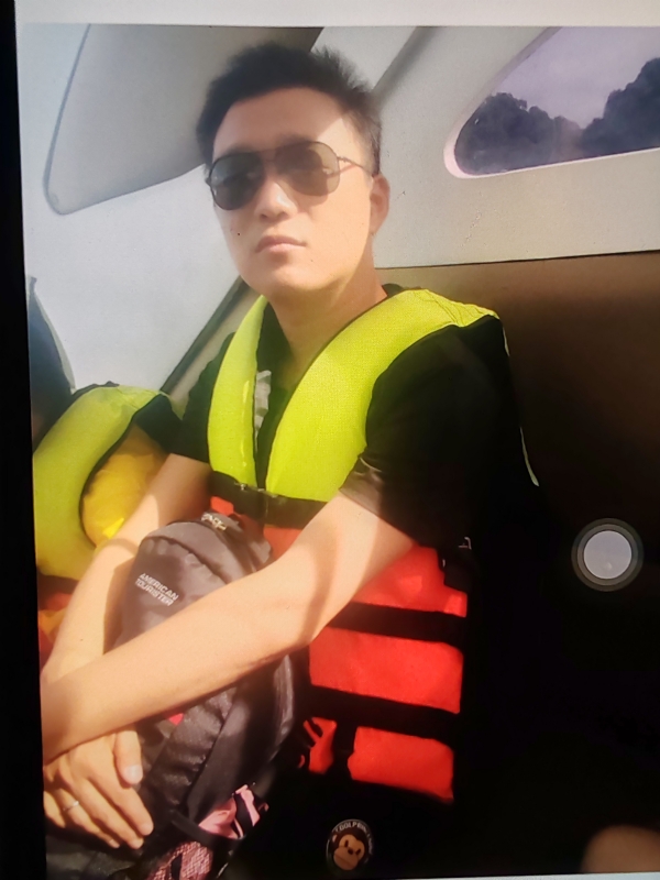 座看烟霞散的第一张照片--信阳相亲服务中心