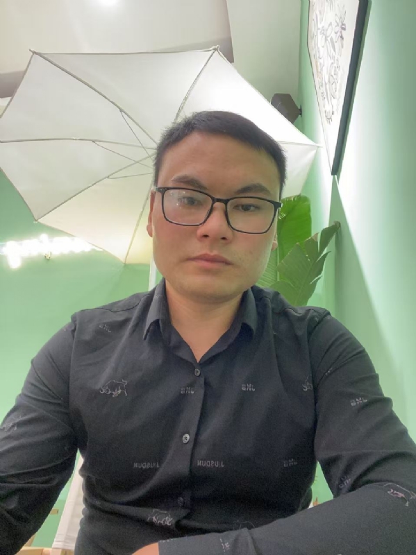 像风一样自由的第一张照片--信阳相亲服务中心