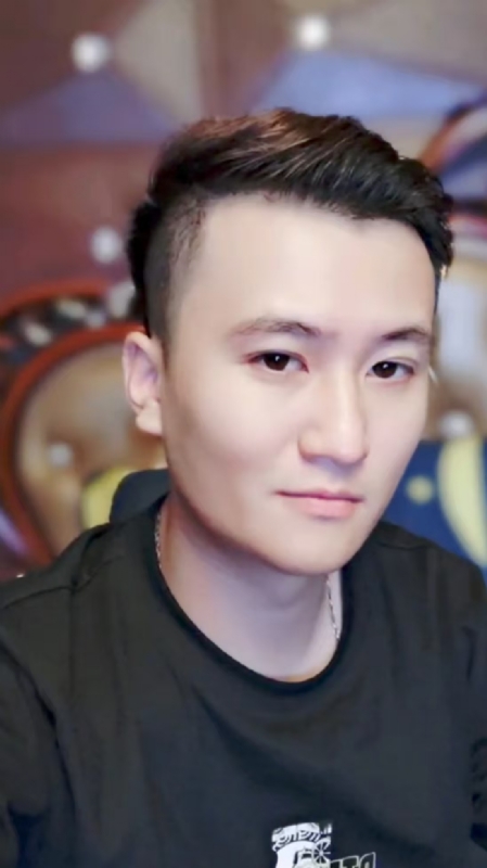ToTheMoon的第一张照片--信阳相亲服务中心