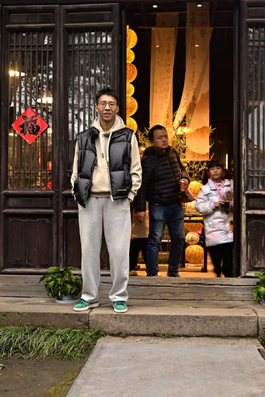 浦江小后生的第一张照片--信阳相亲服务中心