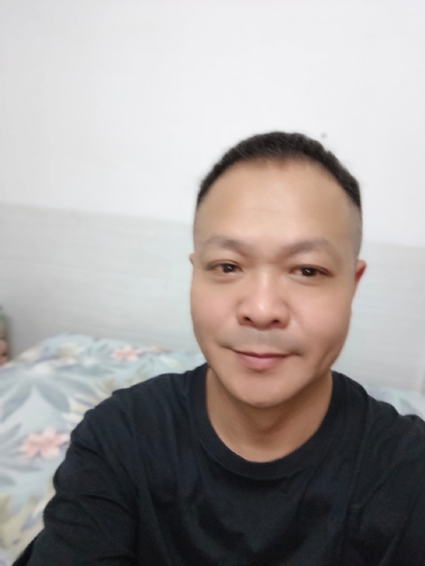 王某某的第一张照片--信阳相亲服务中心