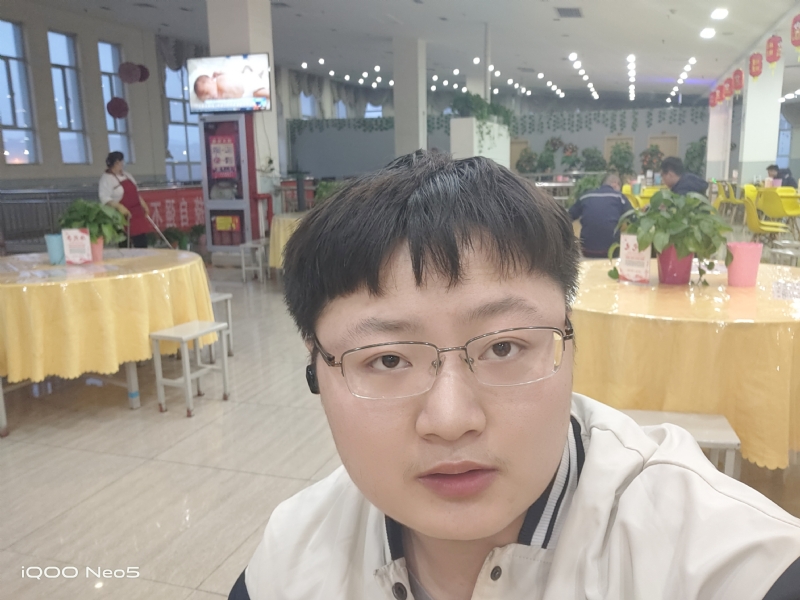 跳楼机的第三张照片--信阳相亲服务中心
