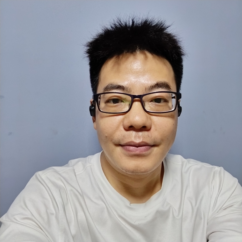八月的星光的第一张照片--信阳相亲服务中心