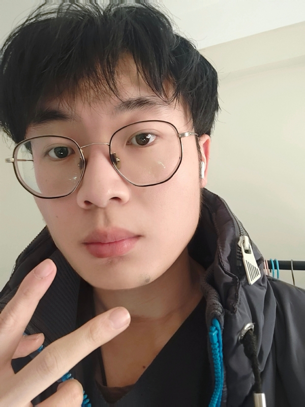 俊哒哒哒的第一张照片--信阳相亲服务中心