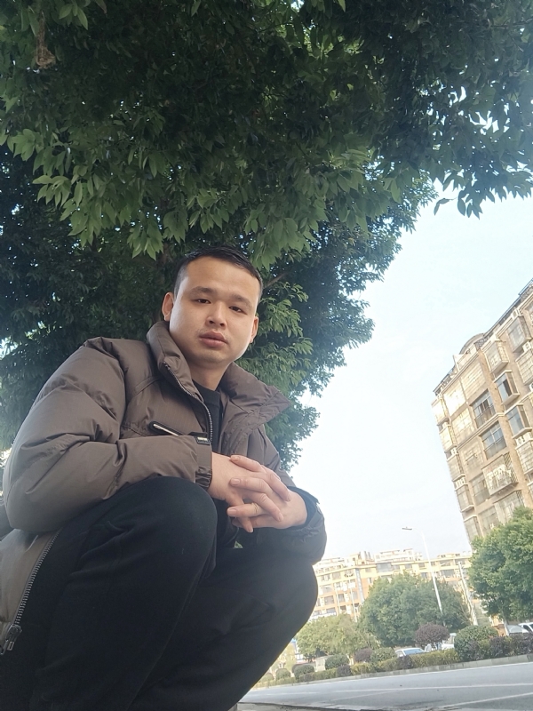 诗和远方的第一张照片--信阳相亲服务中心