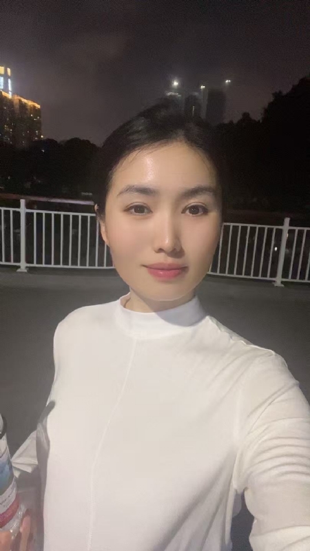 pan的第三张照片--信阳相亲服务中心