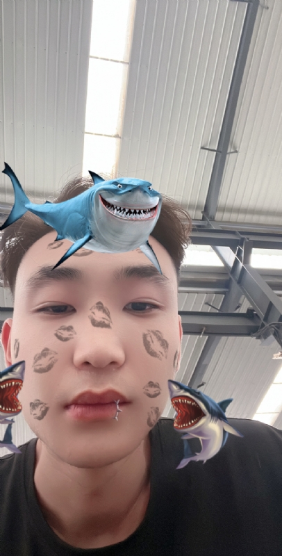 孤独的人的第一张照片--信阳相亲服务中心