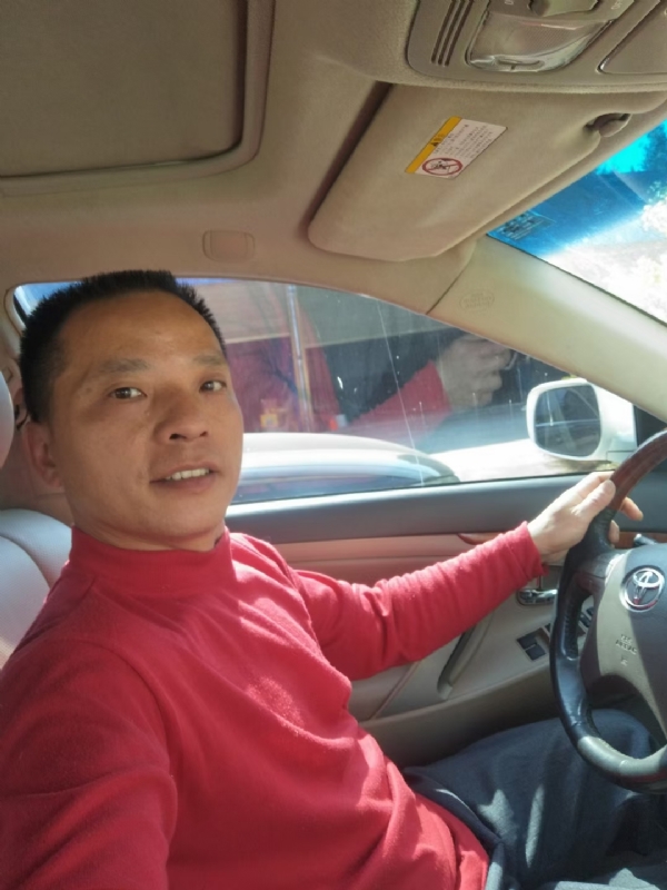 真诚征婚的第三张照片--信阳相亲服务中心