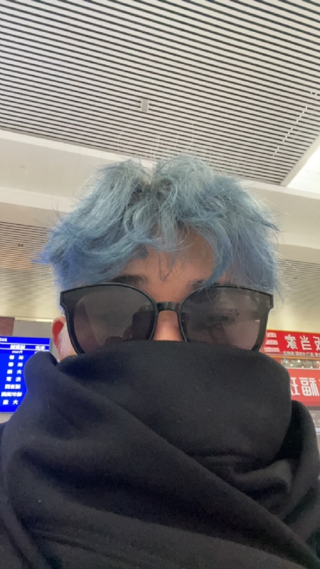 平行线的第一张照片--信阳相亲服务中心
