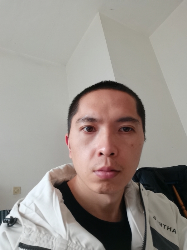 至诚的第一张照片--信阳相亲服务中心