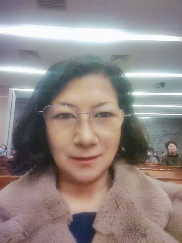文静的第一张照片--信阳相亲服务中心