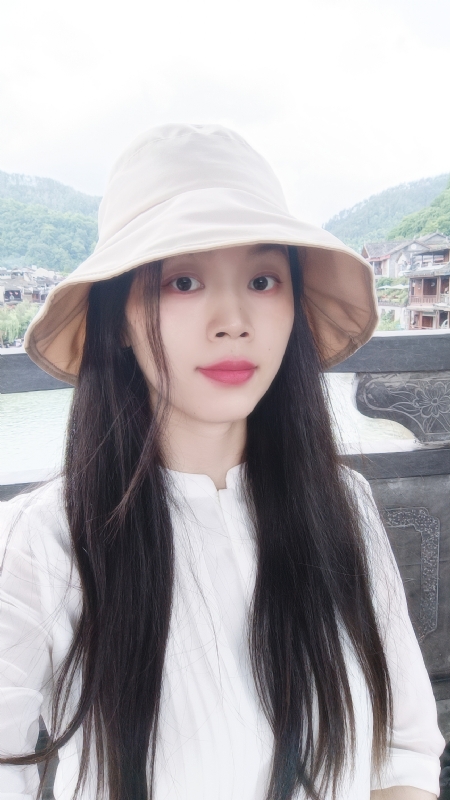盛夏的第一张照片--信阳相亲服务中心