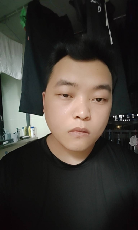 pu往事随风的第一张照片--信阳相亲服务中心