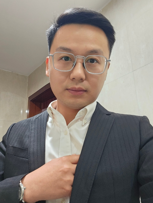 遥望的第一张照片--信阳相亲服务中心