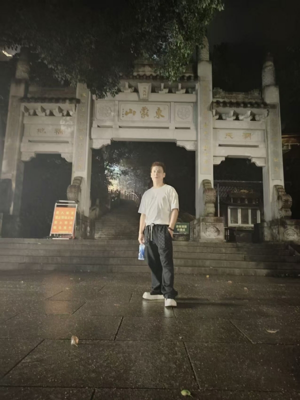 慕晨的第一张照片--信阳相亲服务中心