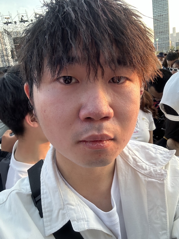 会修电脑的小杨的第一张照片--信阳相亲服务中心
