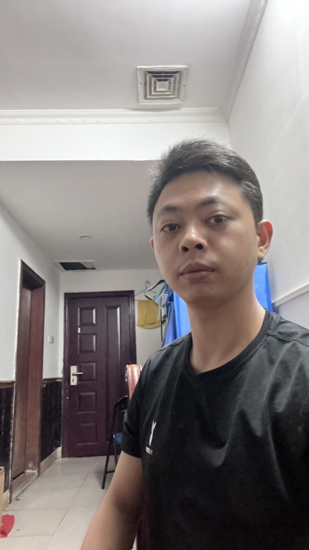飞天猪的第一张照片--信阳相亲服务中心