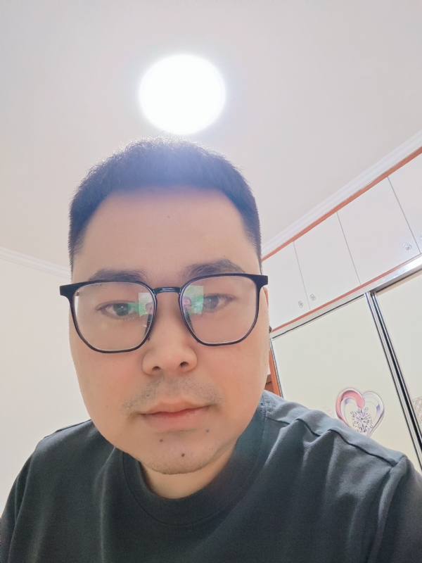 路飞的第一张照片--信阳相亲服务中心
