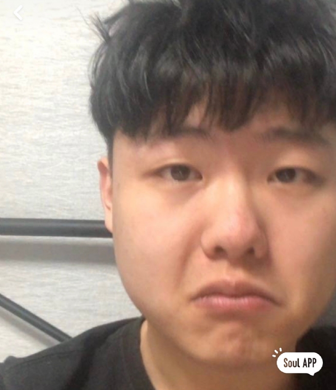 方方正正的第二张照片--信阳相亲服务中心