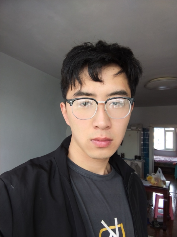 雷震雨的第一张照片--信阳相亲服务中心