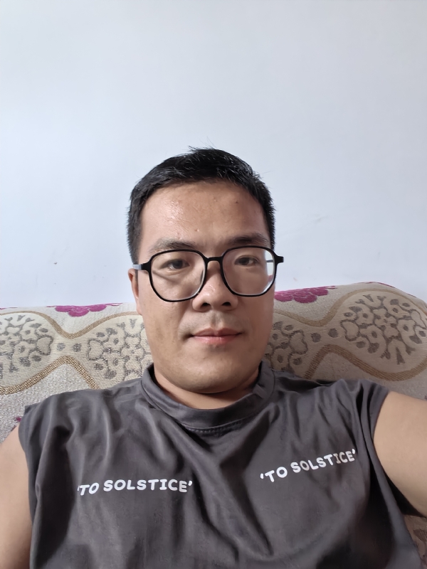 卫TF的第二张照片--信阳相亲服务中心