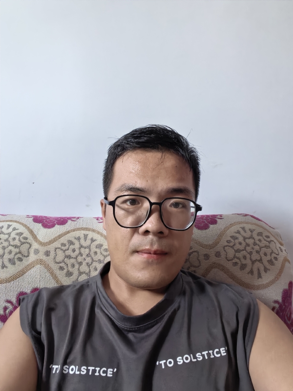 卫TF的第四张照片--信阳相亲服务中心