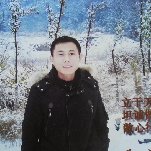 忧伤男人的第一张照片--信阳相亲服务中心
