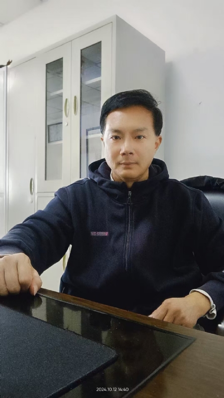 枫叶的第一张照片--信阳相亲服务中心