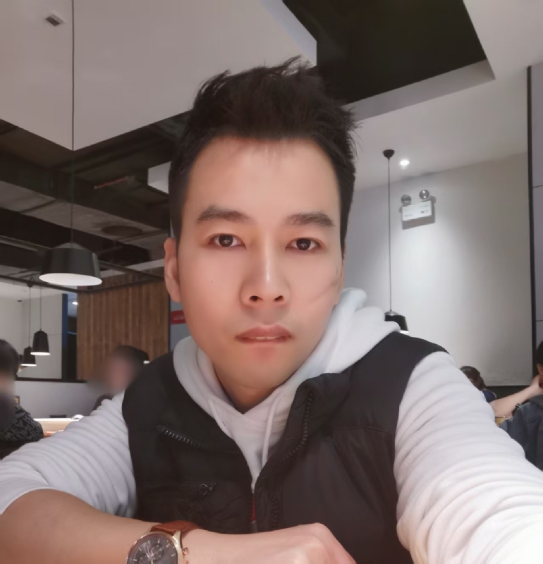 思明的第一张照片--信阳相亲服务中心