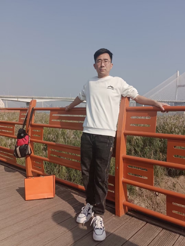 黑白的第一张照片--信阳相亲服务中心