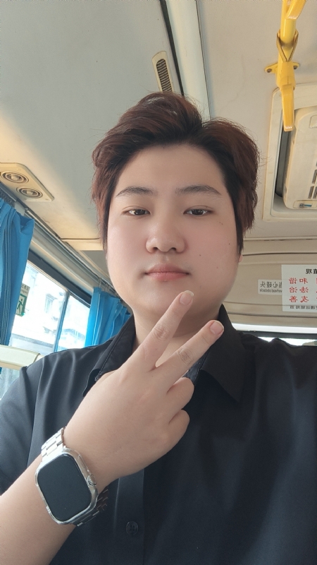 Apathy的第二张照片--信阳相亲服务中心