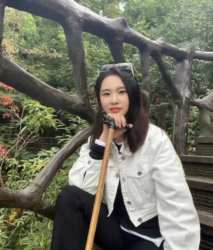 琪琪的第一张照片--信阳相亲服务中心
