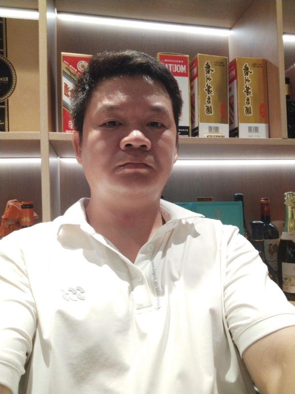 明远的第一张照片--信阳相亲服务中心